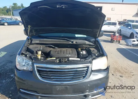 2011 Chrysler Town & Country Touring из США, поврежденный, VIN 2A4RR5DG6BR697985